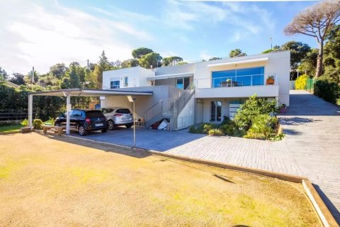 Сasa en venta en Platja D'aro, Gerona, España 3 dormitorios, 418 m2 No. 168491 - foto 10