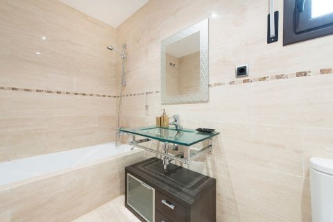 House à vendre à Platja D'aro, Girona, Espagne, 3 chambres, 283 m2 No. 168489 - photo 15