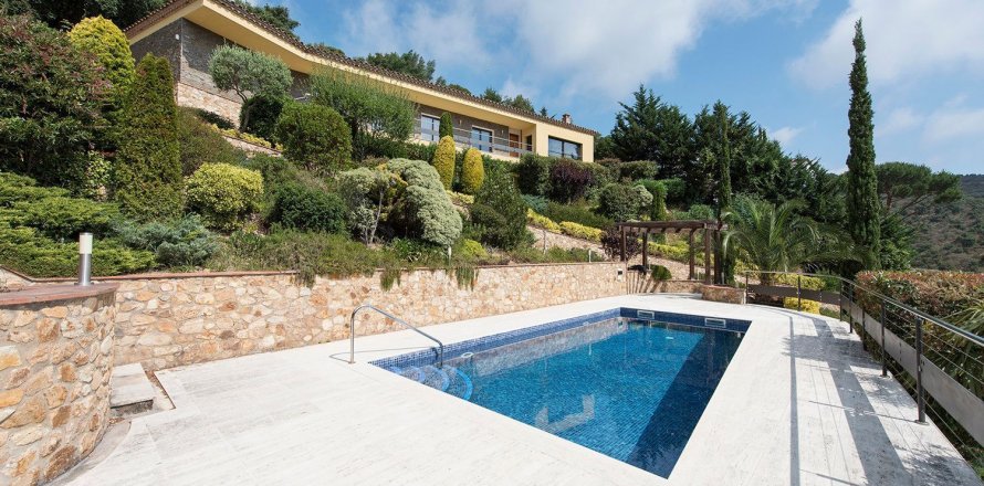 House à Platja D'aro, Girona, Espagne 3 chambres, 283 m2 No. 168489