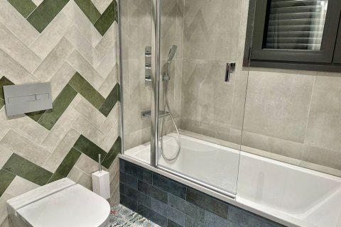 Продажа дома в Льорет-де-Мар, Герона, Испания 4 спальни, 387м2 №168486 - фото 11