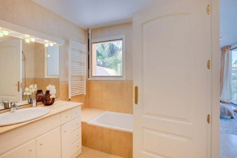 Продажа дома в Пладжа-де-Аро, Герона, Испания 4 спальни, 300м2 №168488 - фото 19