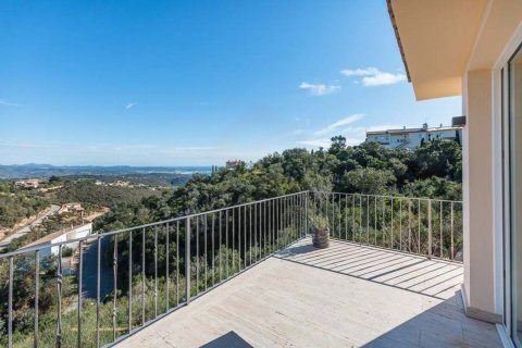 Продажа дома в Пладжа-де-Аро, Герона, Испания 4 спальни, 300м2 №168488 - фото 9