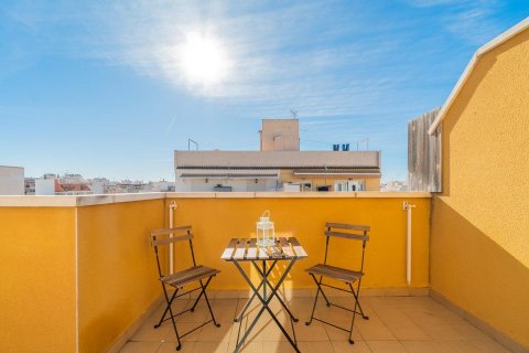 Apartament w Torrevieja, Alicante, Hiszpania 3 sypialnie, 105 mkw. nr 146381 – zdjęcie 4