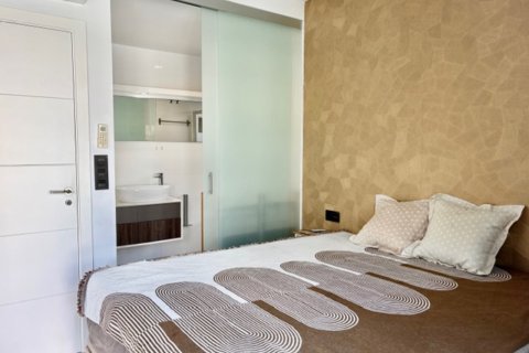 Villa for sale in Cabo Roig, Alicante, Spain 3 bedrooms, 83 sq.m. No. 155588 - photo 8