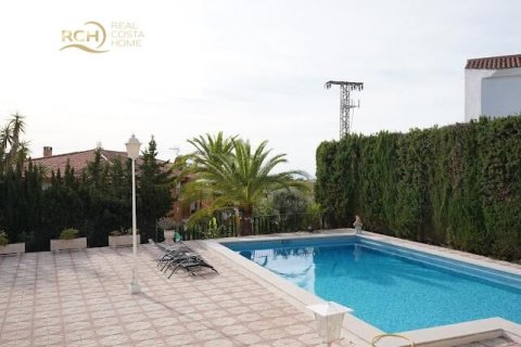 Villa zum Verkauf in La Nucia, Alicante, Spanien 6 Schlafzimmer, 595 m2 Nr. 155587 - Foto 2