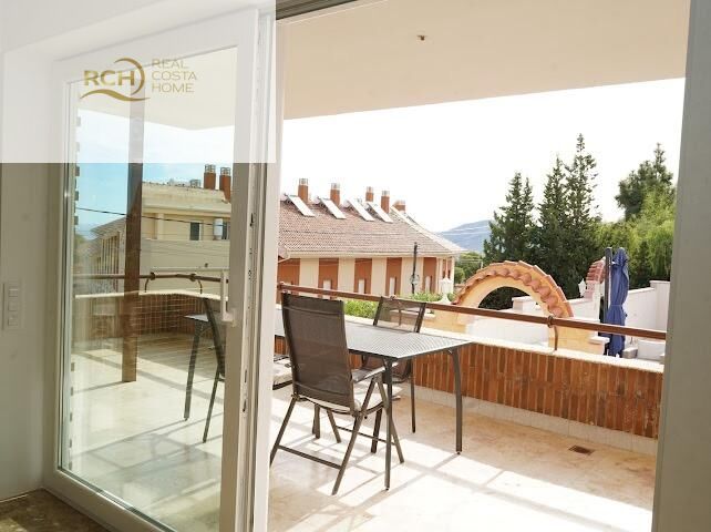 Villa i La Nucia, Alicante, Spanien 6 sovrum, 595 kvm. Nr. 155587
