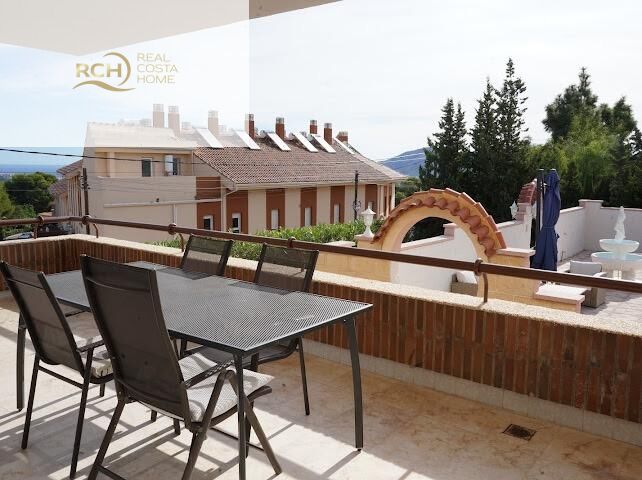 Villa i La Nucia, Alicante, Spanien 6 sovrum, 595 kvm. Nr. 155587