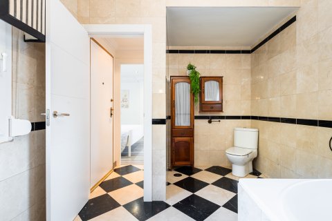 Villa for sale in Dehesa De Campoamor, Alicante, Spain 7 bedrooms, 512 sq.m. No. 155589 - photo 26