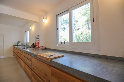 Villa en venta en Santa Ponsa, Mallorca, España 3 dormitorios, 250 m2 No. 148047 - foto 9