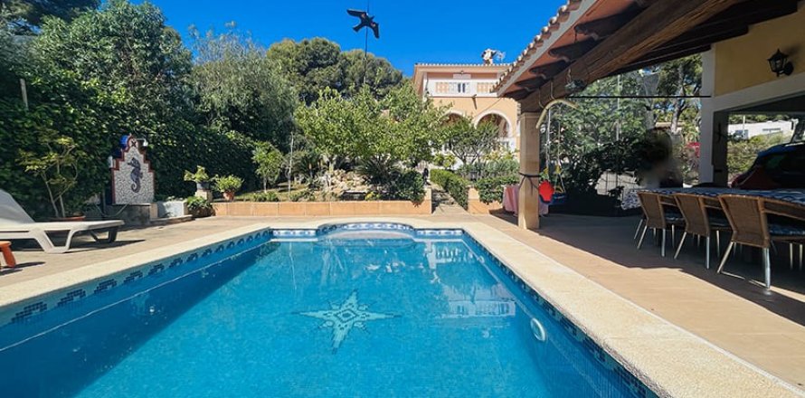 Villa in Santa Ponsa, Mallorca, Spanien 6 Schlafzimmer, 247 m2 Nr. 148046