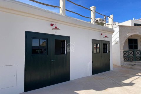 Apartment for sale in Mahon, Menorca, Spain 2 bedrooms, 157 sq.m. No. 166517 - photo 13