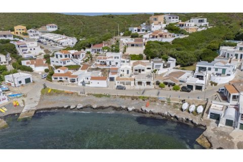 Apartment for sale in Mahon, Menorca, Spain 2 bedrooms, 157 sq.m. No. 166517 - photo 2