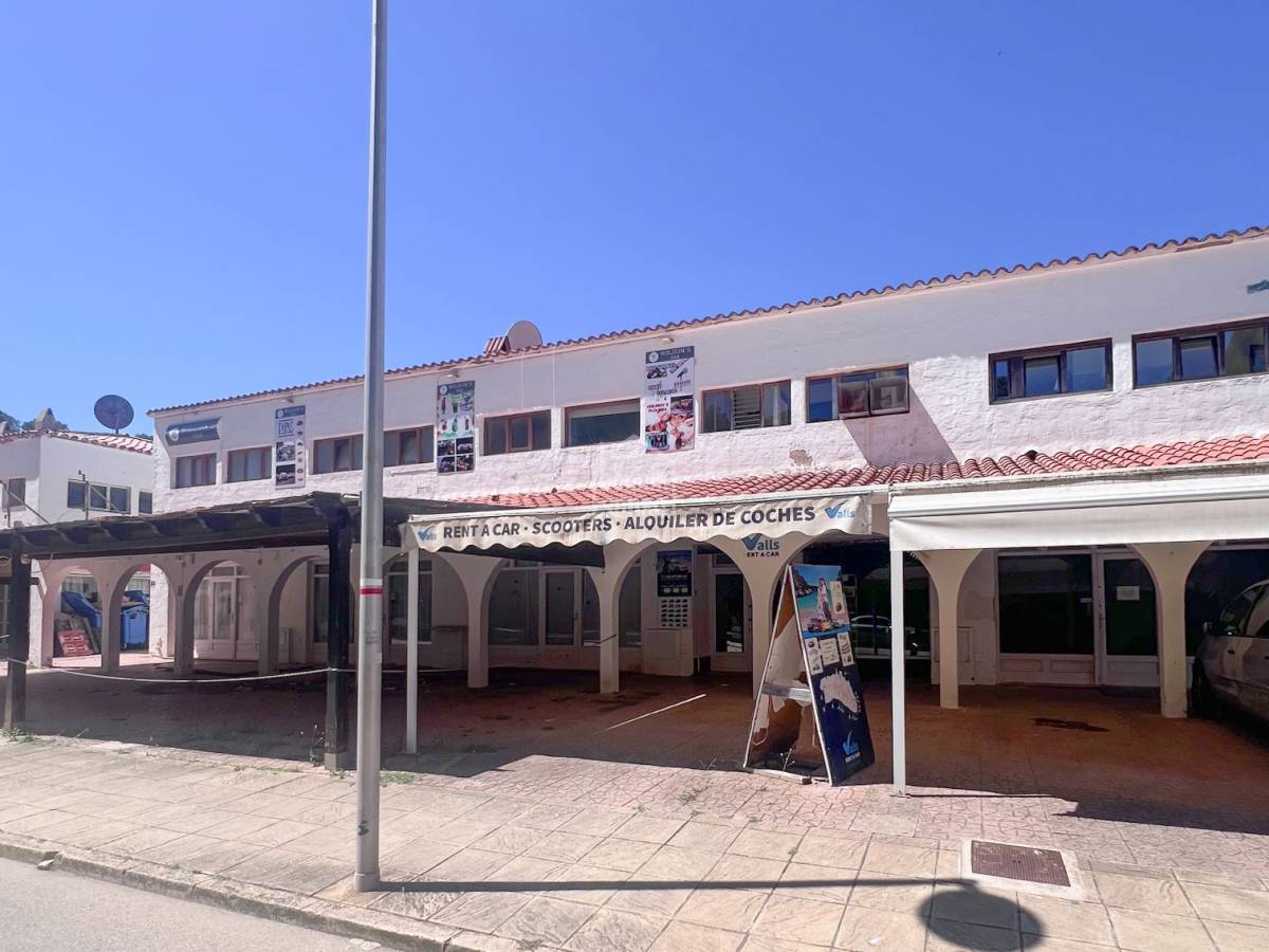 Proprietà commerciale a Es Mercadal, Menorca, Spagna 51 mq. N° 183210
