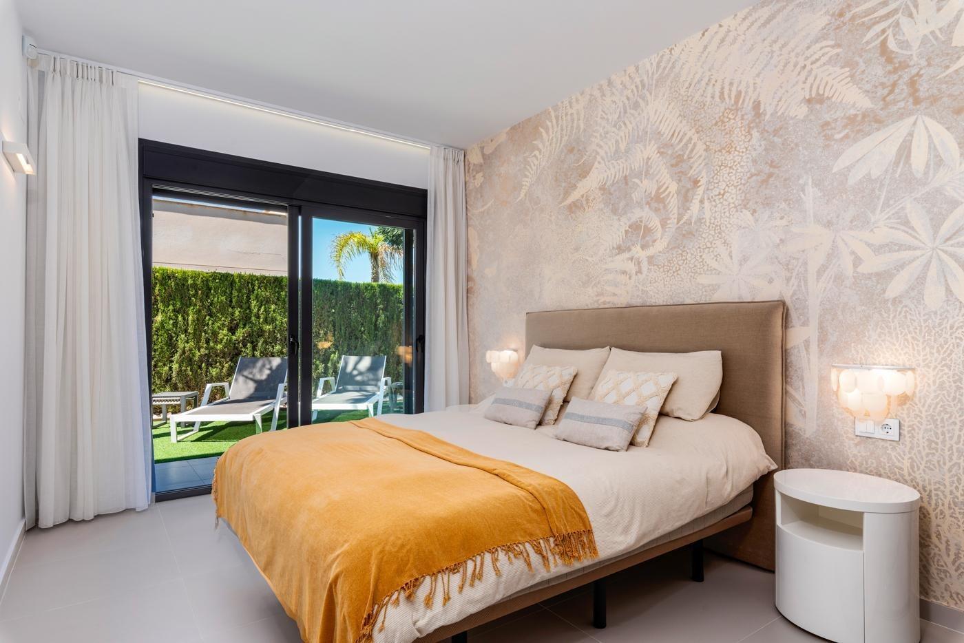 Huvila Campoamor, Alicante, Espanja 4 makuuhuonetta, 322 m2 No. 165495