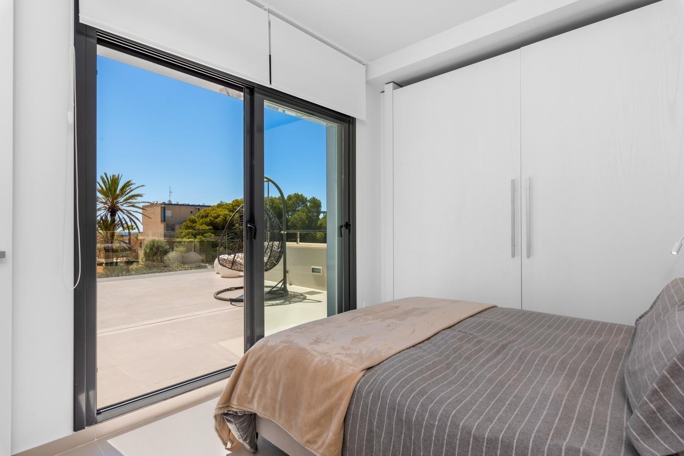 Huvila Campoamor, Alicante, Espanja 4 makuuhuonetta, 322 m2 No. 165495