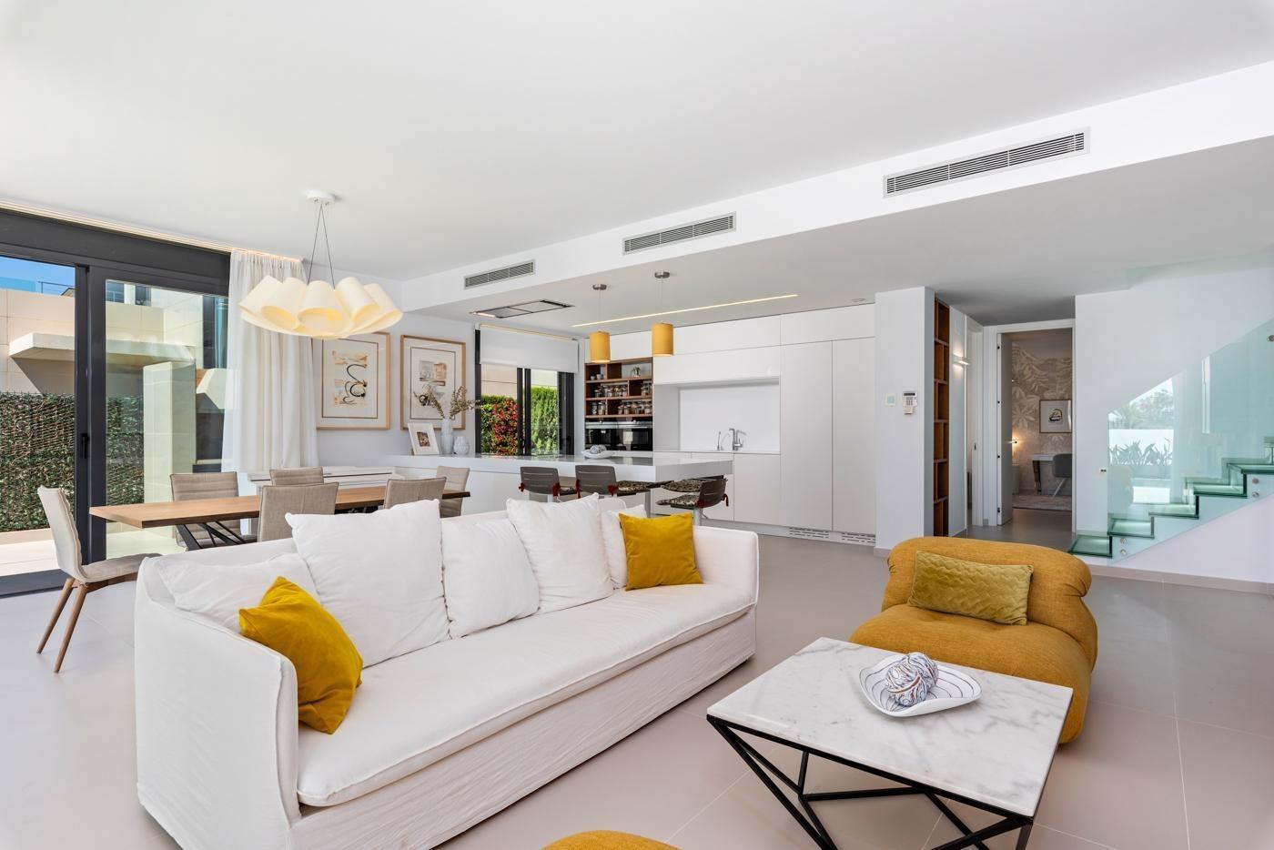 Huvila Campoamor, Alicante, Espanja 4 makuuhuonetta, 322 m2 No. 165495