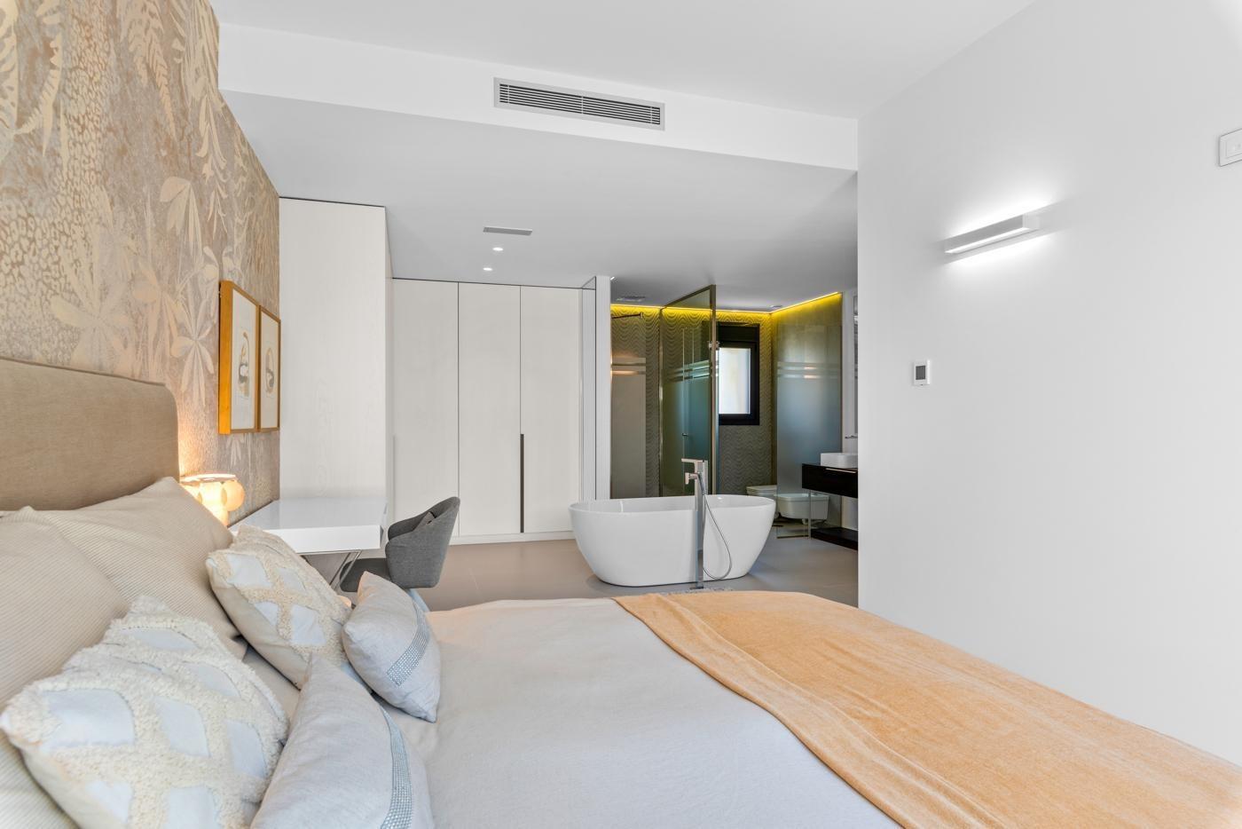 Huvila Campoamor, Alicante, Espanja 4 makuuhuonetta, 322 m2 No. 165495