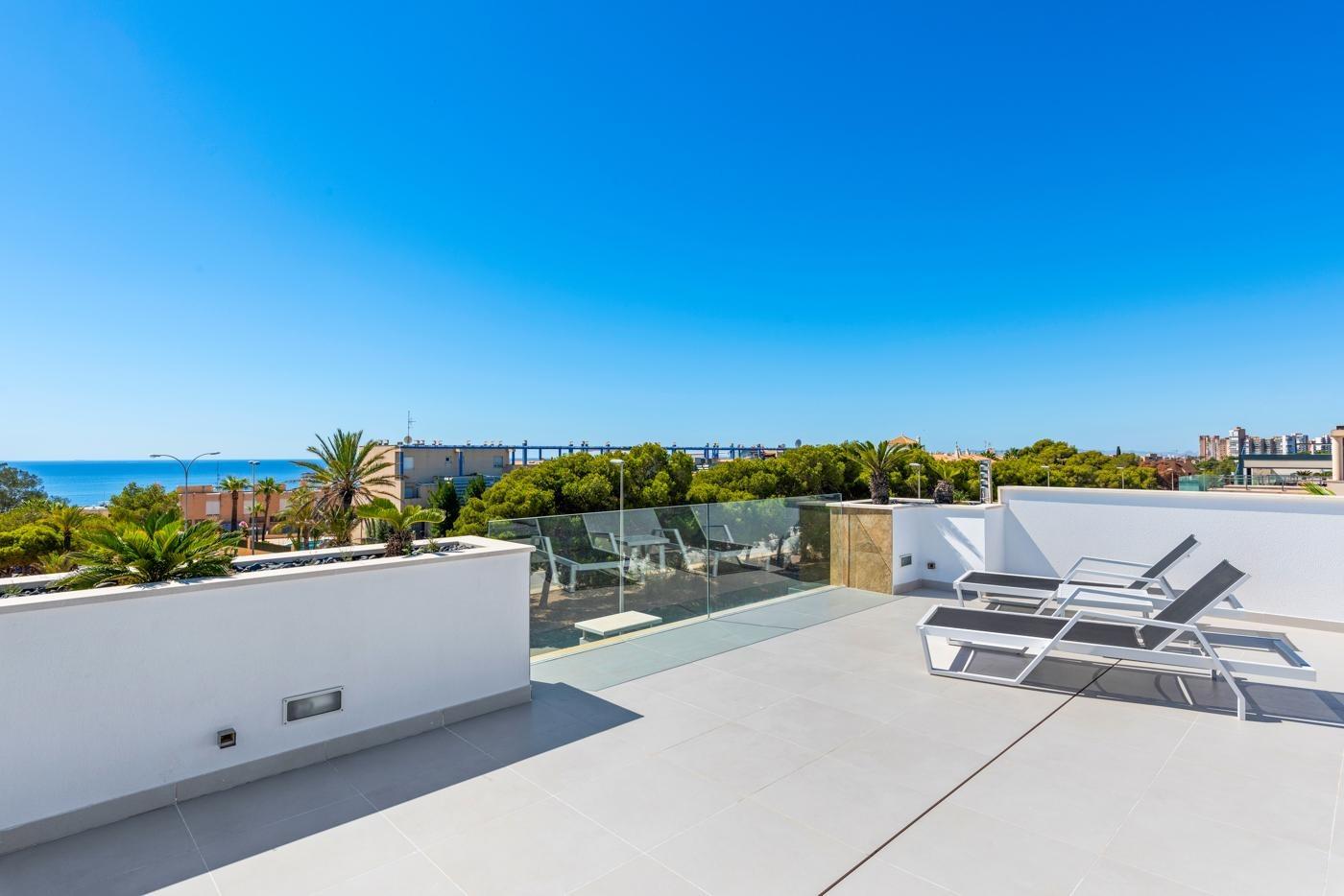 Huvila Campoamor, Alicante, Espanja 4 makuuhuonetta, 322 m2 No. 165495