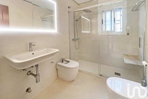 Hus till salu i Sant Feliu de Codines, Barcelona, Spanien 5 sovrum, 734 kvm. Nr. 153974 - foto 26