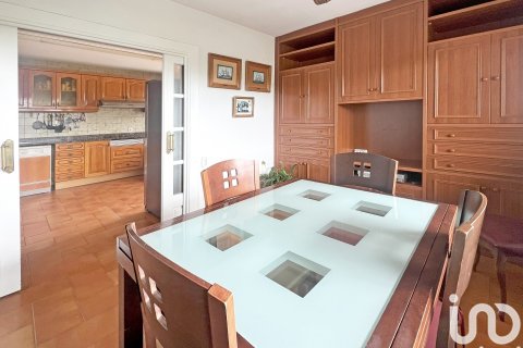 Hus till salu i Sant Feliu de Codines, Barcelona, Spanien 5 sovrum, 734 kvm. Nr. 153974 - foto 17