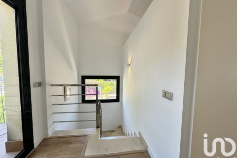 Dom w Sant Pere de Ribes, Barcelona, Hiszpania 4 sypialnie, 490 mkw. nr 153976 – zdjęcie 23