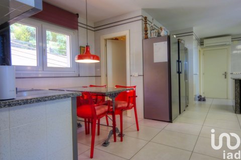 Hus till salu i Benicasim, Castellon, Spanien 3 sovrum, 2065 kvm. Nr. 153980 - foto 13