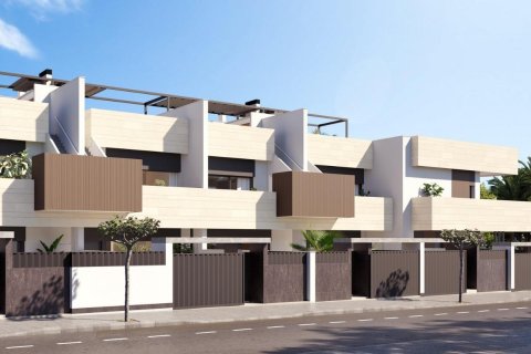 Bungalowi myytävänä Pilar de la Horadada, Alicante, Espanja, 2 makuuhuonetta, 82 m2 No. 141768 - kuva 3