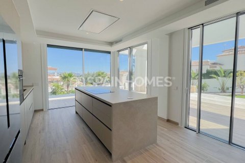 Villa for sale Benissa, Alicante, Spain 4 bedrooms, 286 sq.m. No. 50599 - photo 20