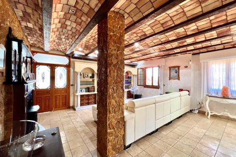 Villa till salu i Almoradi, Alicante, Spanien 4 sovrum, 493 kvm. Nr. 196652 - foto 29