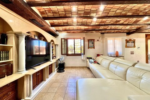 Villa till salu i Almoradi, Alicante, Spanien 4 sovrum, 493 kvm. Nr. 196652 - foto 30