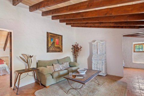 Villa en venta en Felanitx, Mallorca, España 7 dormitorios, 1081 m2 No. 143485 - foto 19