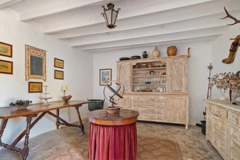 Villa en venta en Felanitx, Mallorca, España 7 dormitorios, 1081 m2 No. 143485 - foto 14