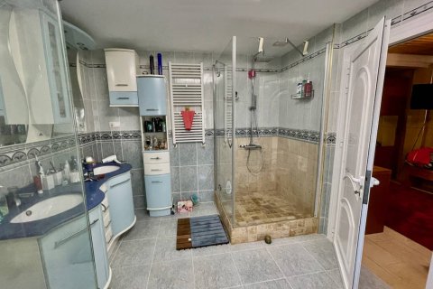 Villa till salu Guardamar del Segura, Alicante, Spanien 6 sovrum, 450 kvm. Nr. 135705 - foto 15