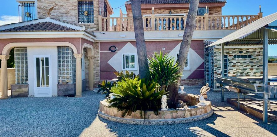 Villa Guardamar del Segura, Alicante, Spanien 6 sovrum, 450 kvm. Nr. 135705