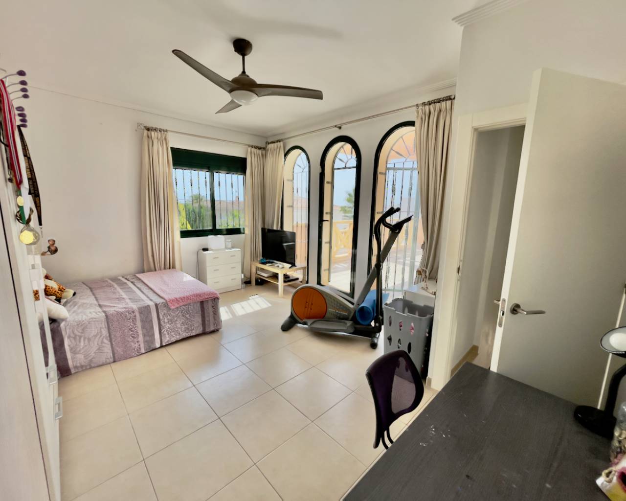 Villa a Ciudad Quesada, Alicante, Spagna 4 camere da letto, 190 mq. N° 135704