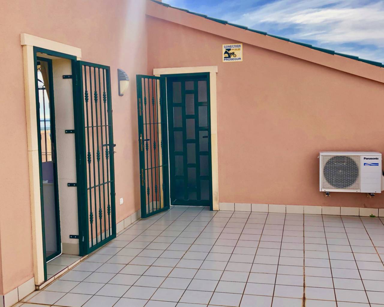 Villa a Ciudad Quesada, Alicante, Spagna 4 camere da letto, 190 mq. N° 135704