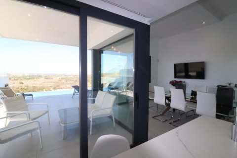 Villa till salu Ciudad Quesada, Alicante, Spanien 3 sovrum, 200 kvm. Nr. 135700 - foto 21