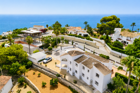 Villa à vendre à Benissa, Alicante, Espagne, 5 chambres, 350 m2 No. 191859 - photo 3