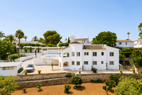 Villa à vendre à Benissa, Alicante, Espagne, 5 chambres, 350 m2 No. 191859 - photo 5