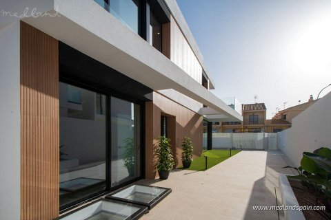 Villa for sale Torre de la Horadada, Alicante, Spain 3 bedrooms, 130 sq.m. No. 34570 - photo 2
