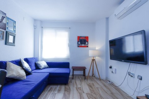 Apartment for sale in Torrevieja, Alicante, Spain 1 bedroom, 74 sq.m. No. 184374 - photo 6