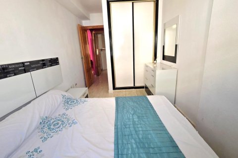 Huoneisto myytävänä Torrevieja, Alicante, Espanja, 2 makuuhuonetta, 60 m2 No. 184373 - kuva 16