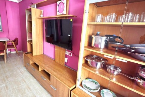 Huoneisto myytävänä Torrevieja, Alicante, Espanja, 2 makuuhuonetta, 60 m2 No. 184373 - kuva 14
