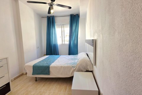 Huoneisto myytävänä Torrevieja, Alicante, Espanja, 2 makuuhuonetta, 60 m2 No. 184373 - kuva 7