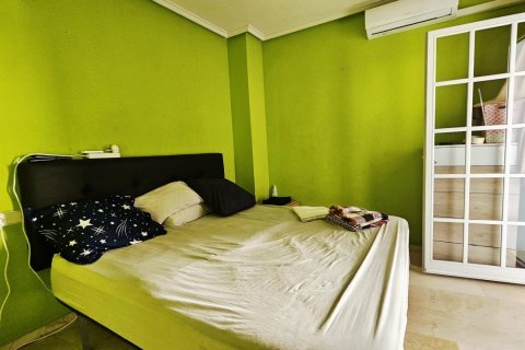 Продажа квартиры в Торревьеха, Аликанте, Испания 2 спальни, 75м2 №184375 - фото 11