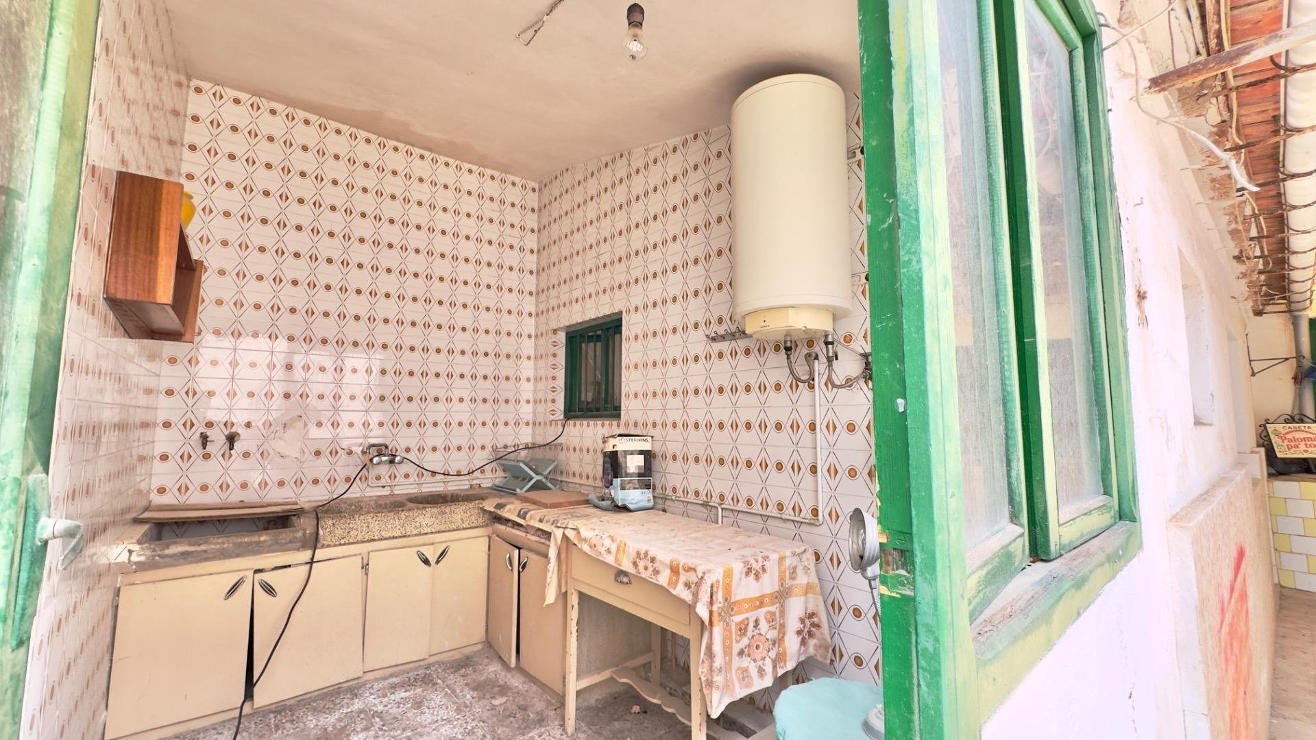 Casa a Torrevieja, Alicante, Spagna 3 camere da letto, 145 mq. N° 184378