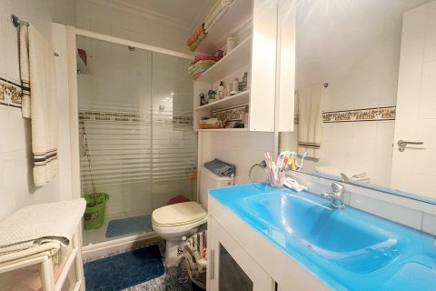 Bungalow for sale in La Mata, Alicante, Spain 1 bedroom, 45 sq.m. No. 184379 - photo 9