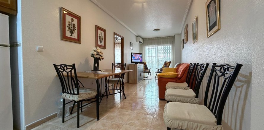 Apartment in Torrevieja, Alicante, Spain 1 bedroom, 43 sq.m. No. 184377
