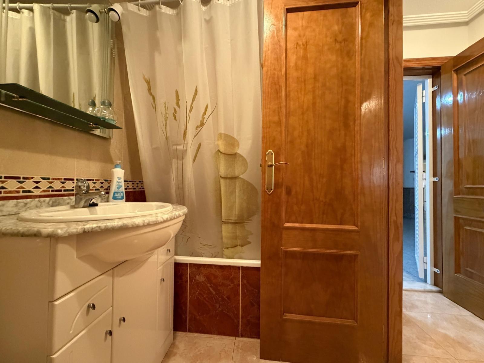 Dzīvoklis Torrevieja, Alicante, Spānijā 1 istaba, 43 m2 Nr. 184377
