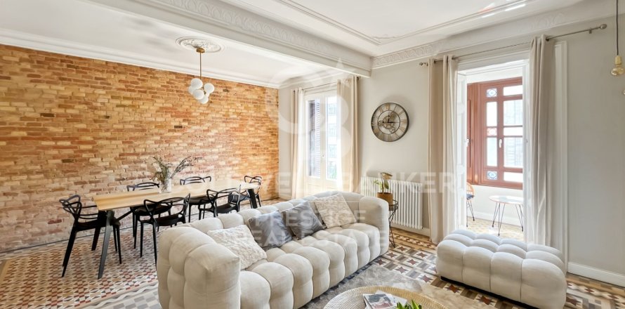 Apartment à Barcelona, Espagne 3 chambres, 141 m2 No. 158295